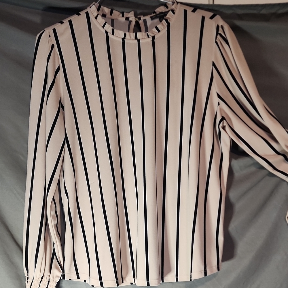 Adrianna Papell Monochrome Striped Blouse
